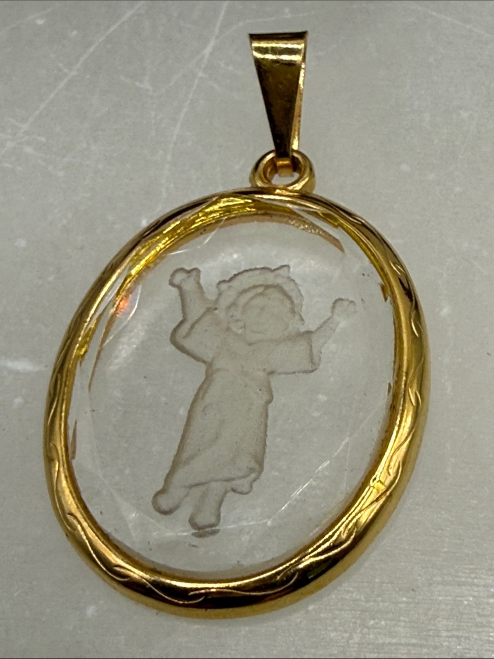 Degan signed Gold-Tone Clear Crystal intaglio glass faceted baby Jesus charm